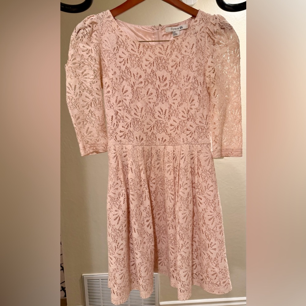 Forever 21 Soft Pink Lace Dress XS